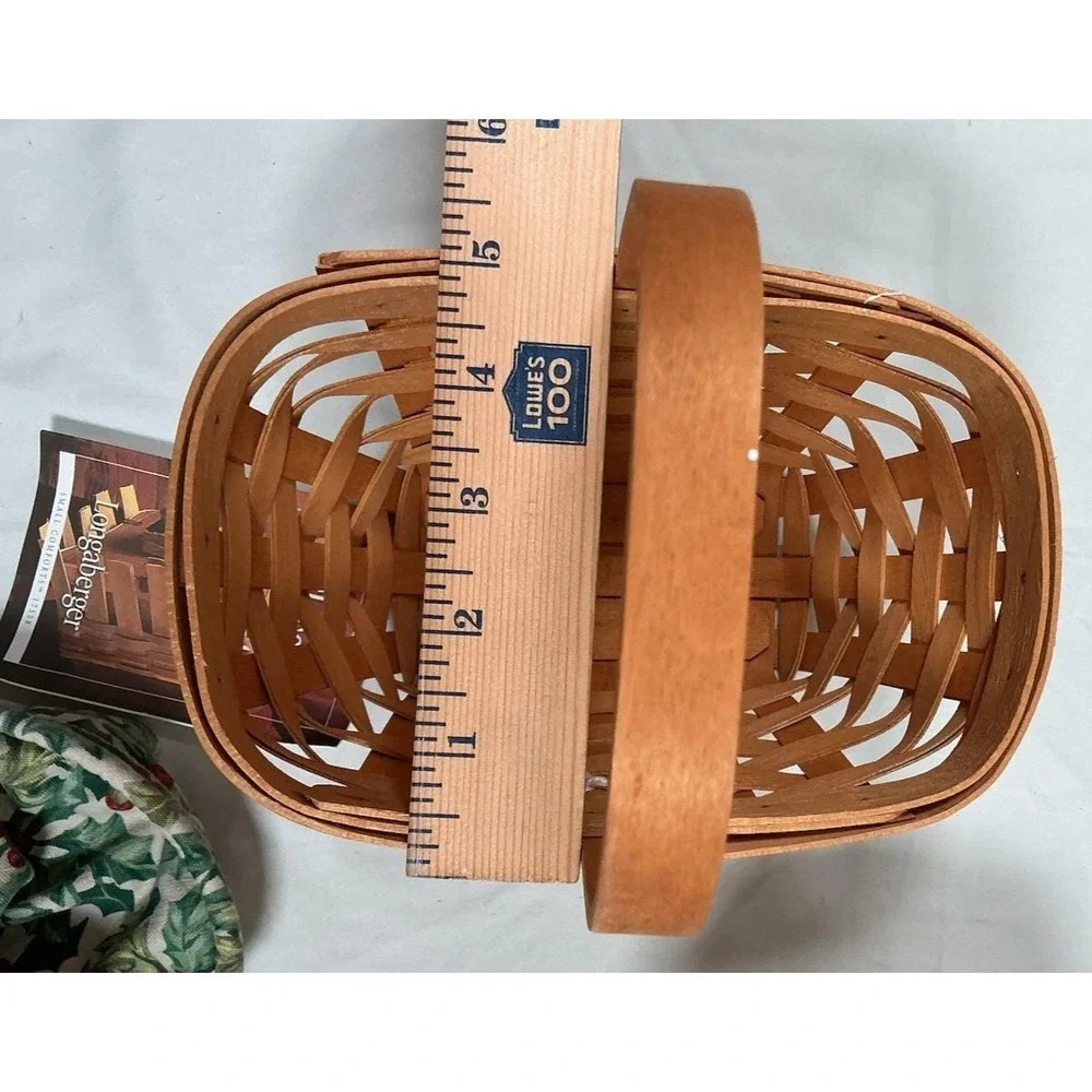 Pair Longaberger 2002 Christmas Baskets American Holly Linens Liners Signed